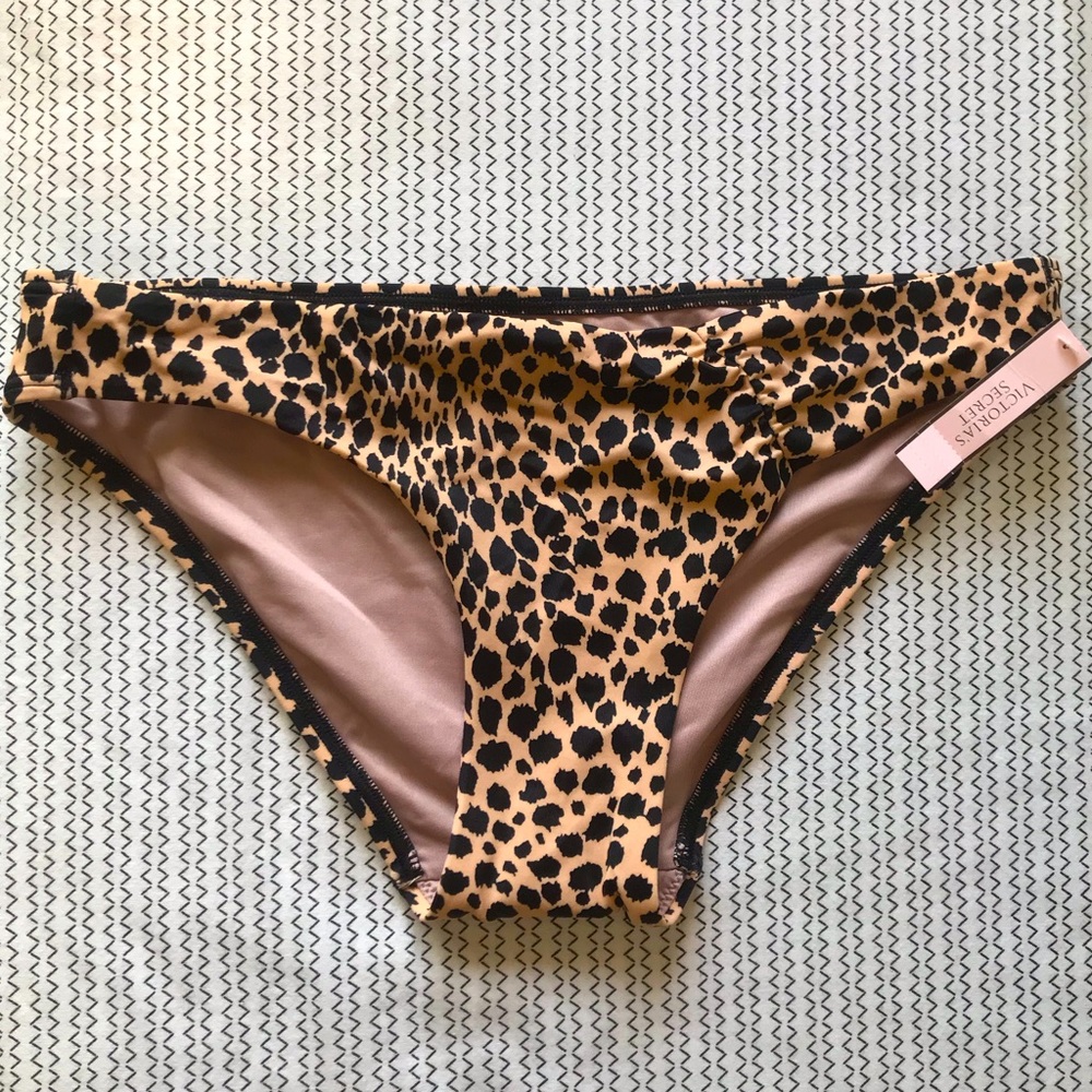 NWT Victoria’s Secret Leopard Print Swim Suit Bottoms: Size S